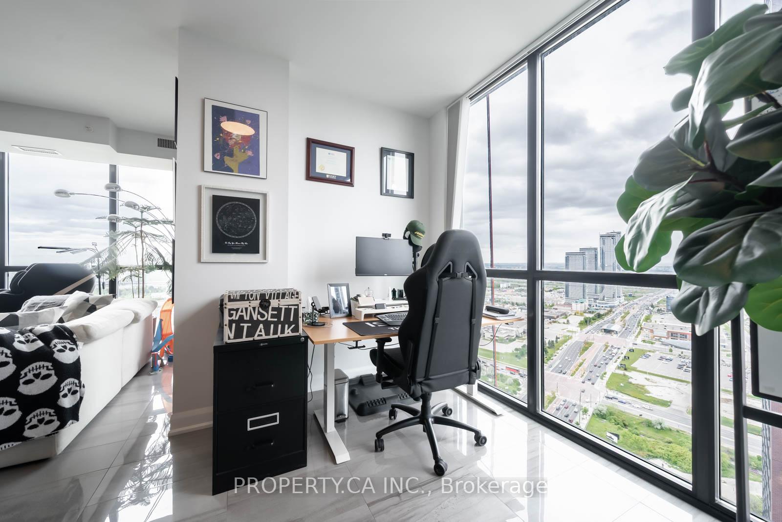 Photo 5 of Unit 3403, 2910 Highway 7 Road, Vaughan, Concord — HOMEH