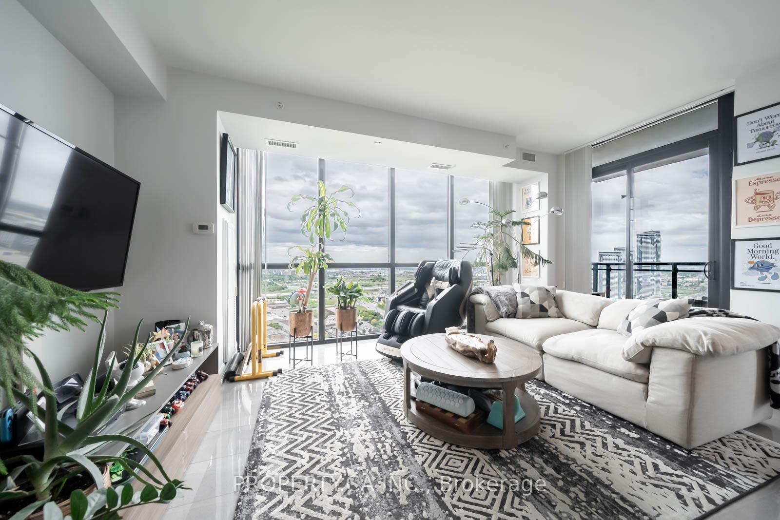 Photo 8 of Unit 3403, 2910 Highway 7 Road, Vaughan, Concord — HOMEH