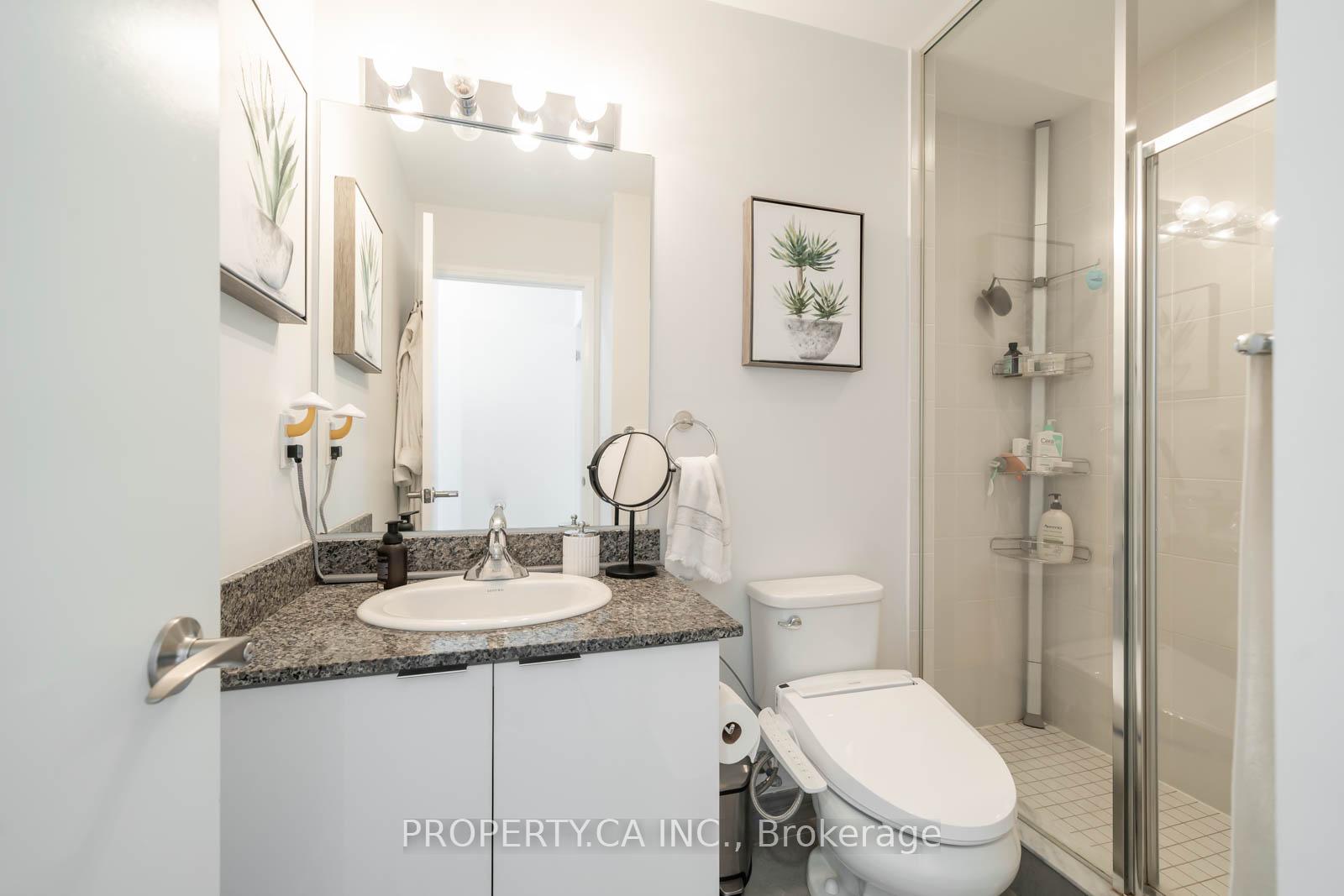 Photo 13 of Unit 3403, 2910 Highway 7 Road, Vaughan, Concord — HOMEH