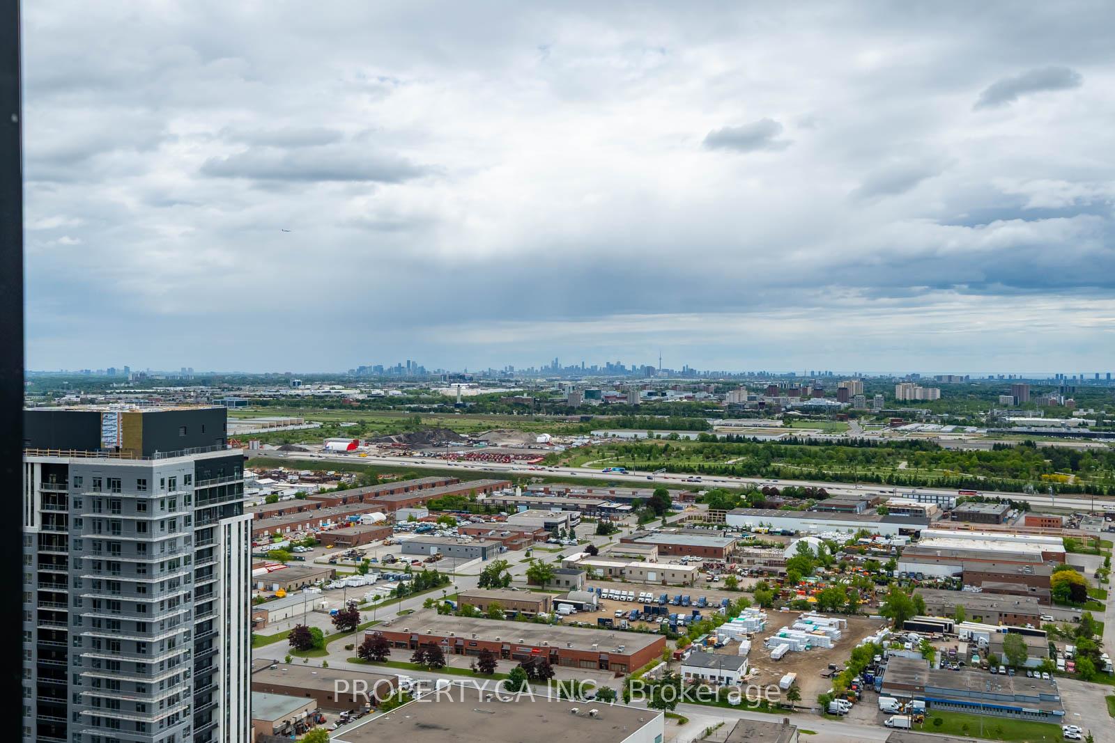 Photo 17 of Unit 3403, 2910 Highway 7 Road, Vaughan, Concord — HOMEH