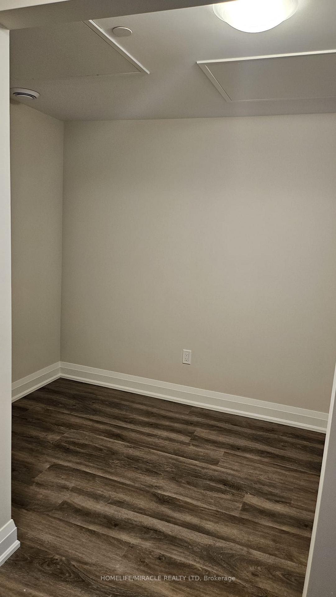 Photo 12 of Unit 216, 118 Summersides Boulevard, Pelham, Fonthill — HOMEH