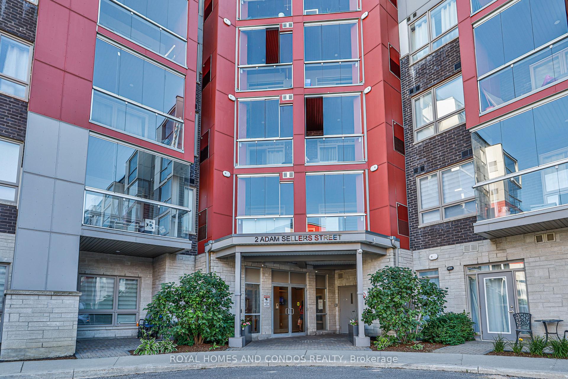 Front of Unit 601, 2 Adam Sellers Street