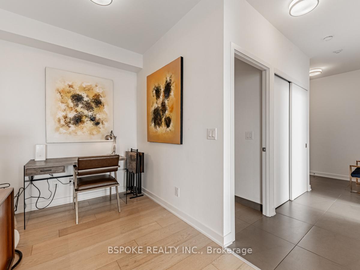 Photo 2 of Unit 1810, 1 Market Street, Toronto, Waterfront Communities — HOMEH