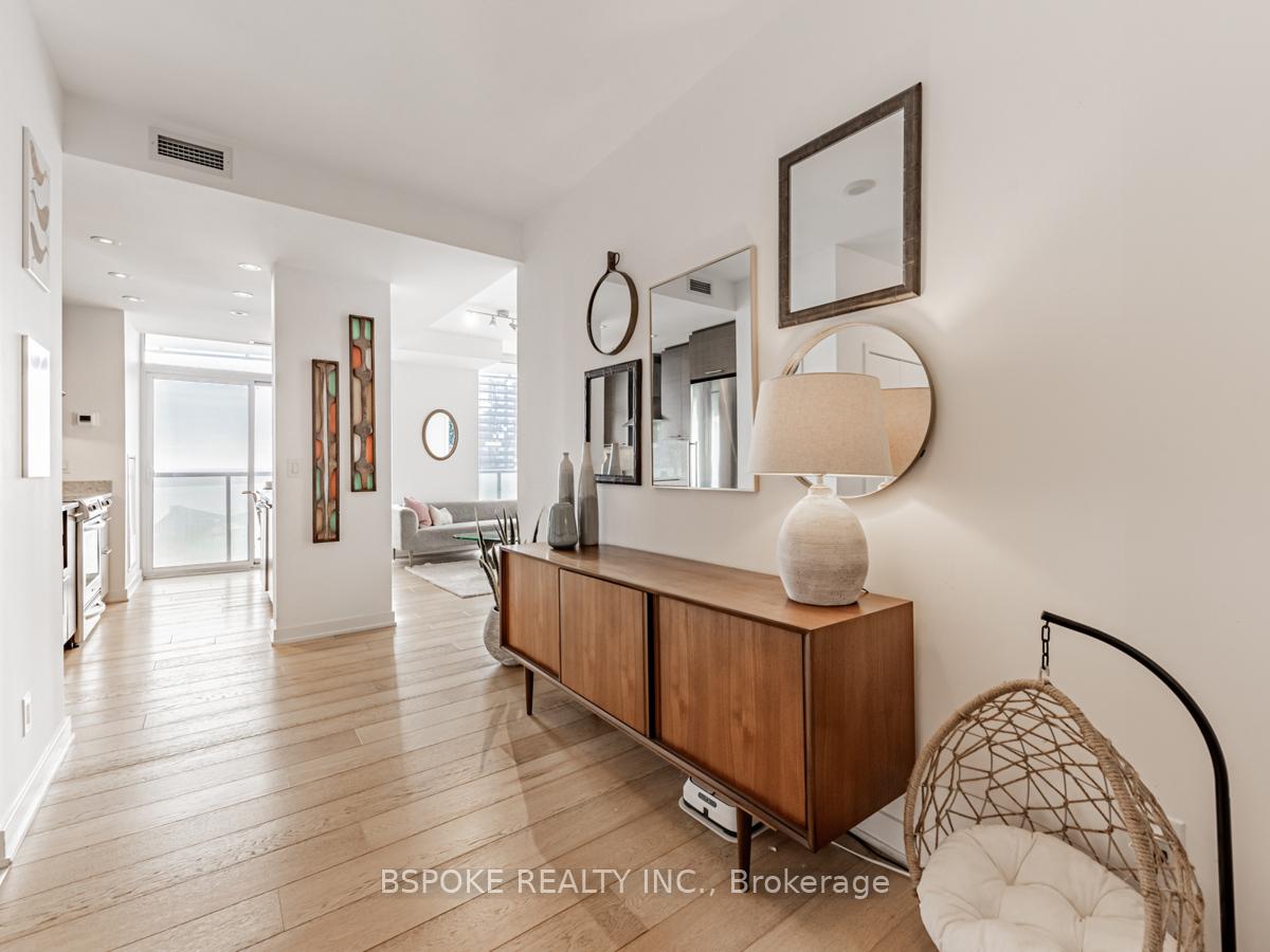 Photo 12 of Unit 1810, 1 Market Street, Toronto, Waterfront Communities — HOMEH