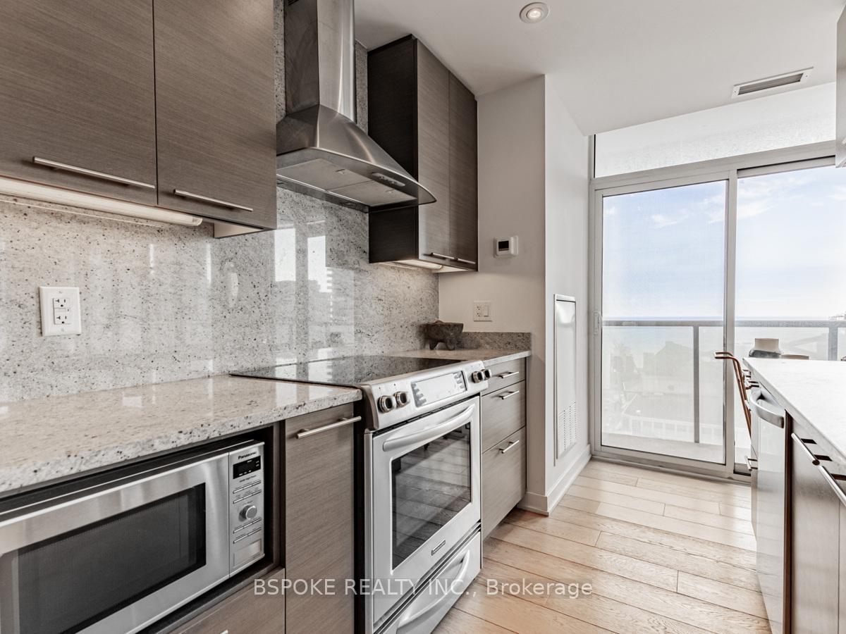 Photo 16 of Unit 1810, 1 Market Street, Toronto, Waterfront Communities — HOMEH
