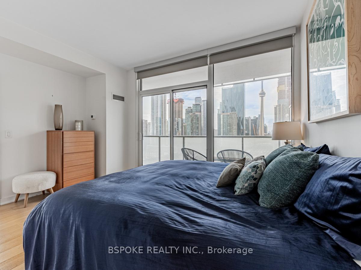 Photo 6 of Unit 1810, 1 Market Street, Toronto, Waterfront Communities — HOMEH