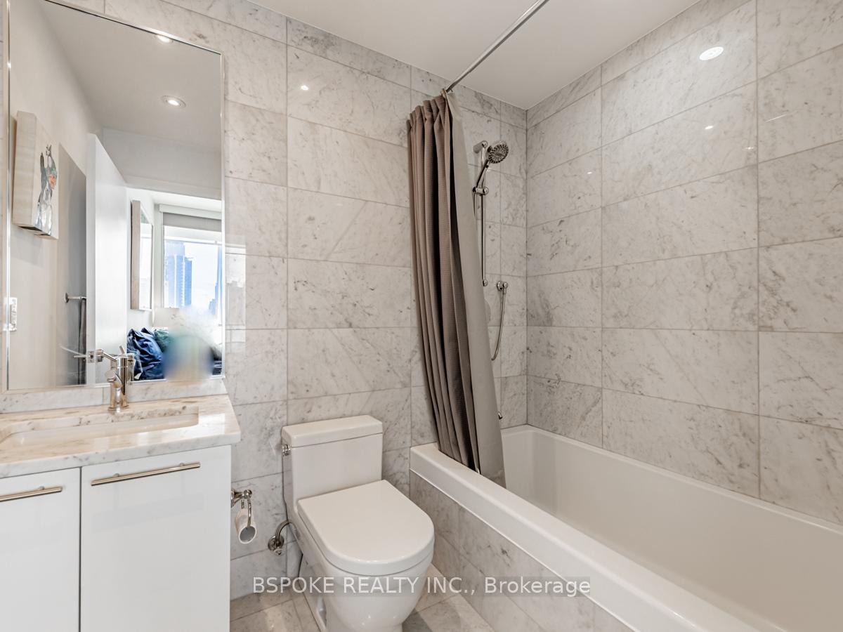 Photo 11 of Unit 1810, 1 Market Street, Toronto, Waterfront Communities — HOMEH
