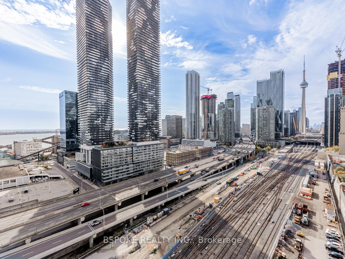 Photo 19 of Unit 1810, 1 Market Street, Toronto, Waterfront Communities — HOMEH