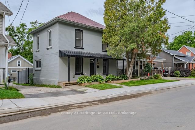 Photo 2 of 80 West River Street, Brant, Paris — HOMEH
