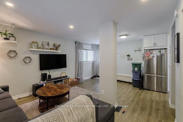 Photo 11 of 80 West River Street, Brant, Paris — HOMEH