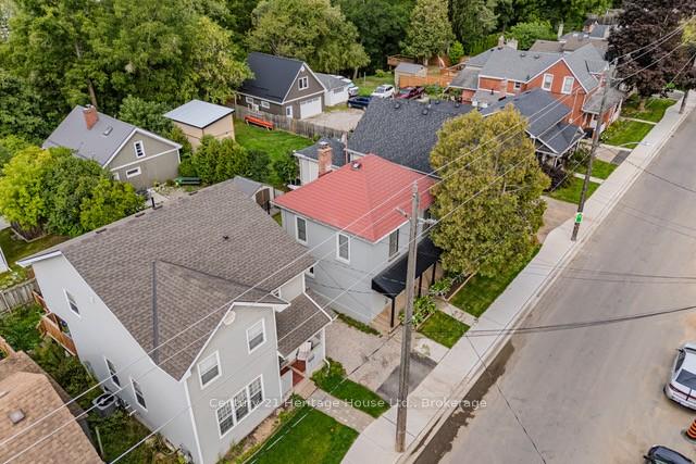 Photo 33 of 80 West River Street, Brant, Paris — HOMEH