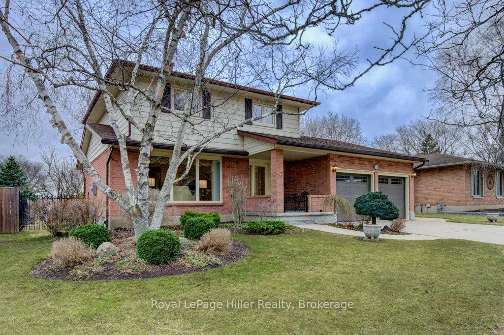 Photo 2 of 84 Franklin Drive, Stratford — HOMEH
