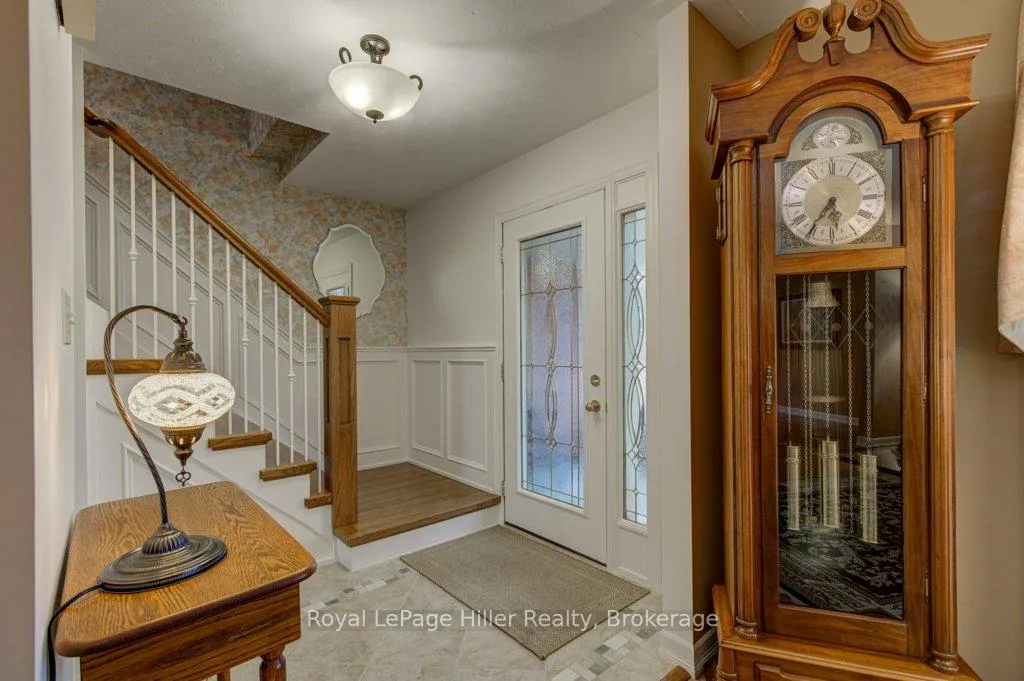 Photo 4 of 84 Franklin Drive, Stratford — HOMEH