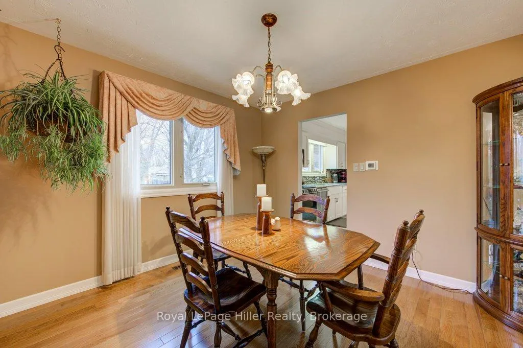 Photo 13 of 84 Franklin Drive, Stratford — HOMEH