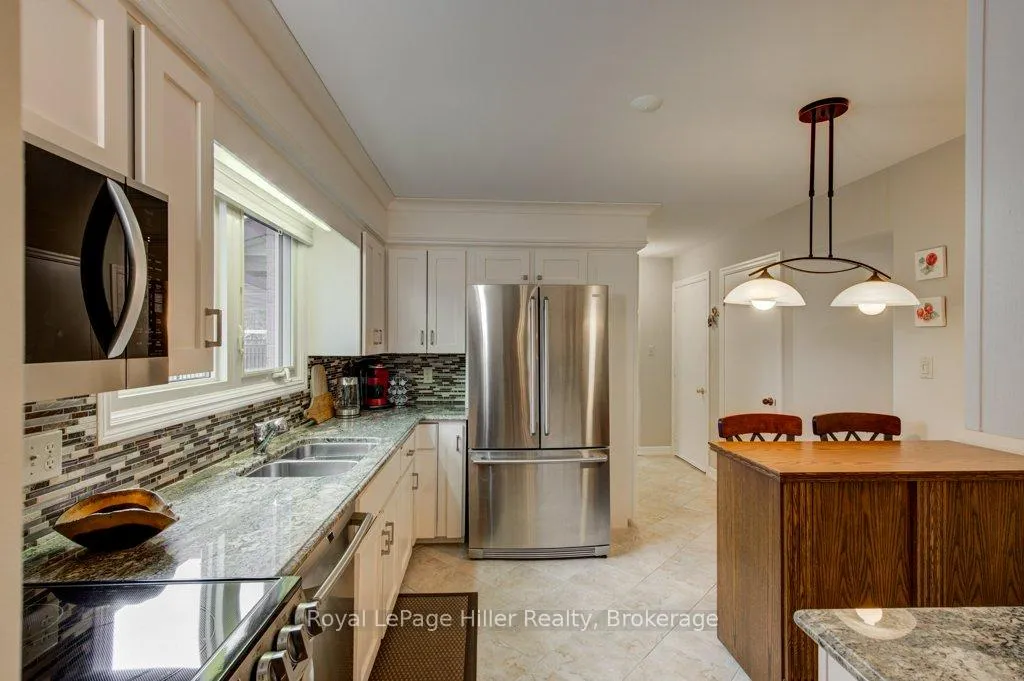 Photo 14 of 84 Franklin Drive, Stratford — HOMEH