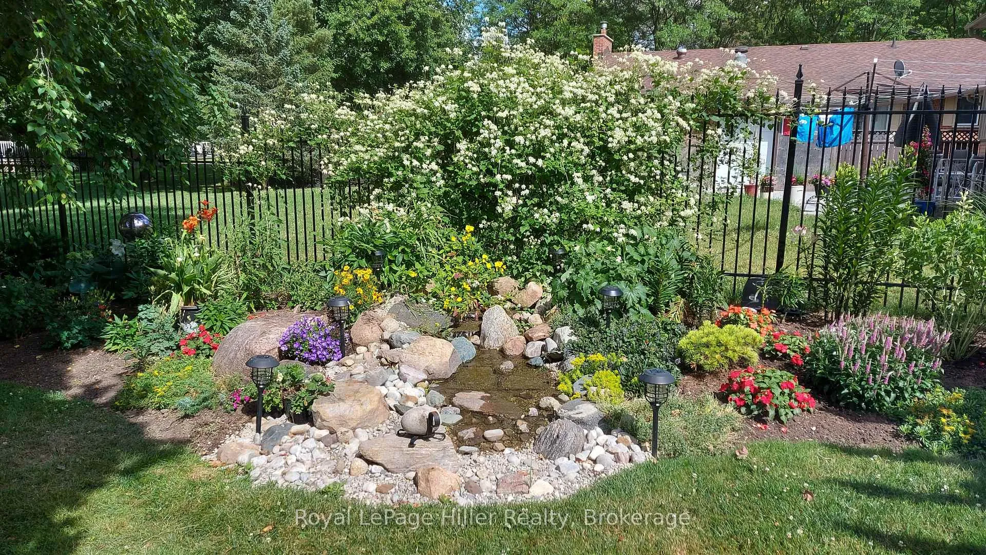 Photo 42 of 84 Franklin Drive, Stratford — HOMEH