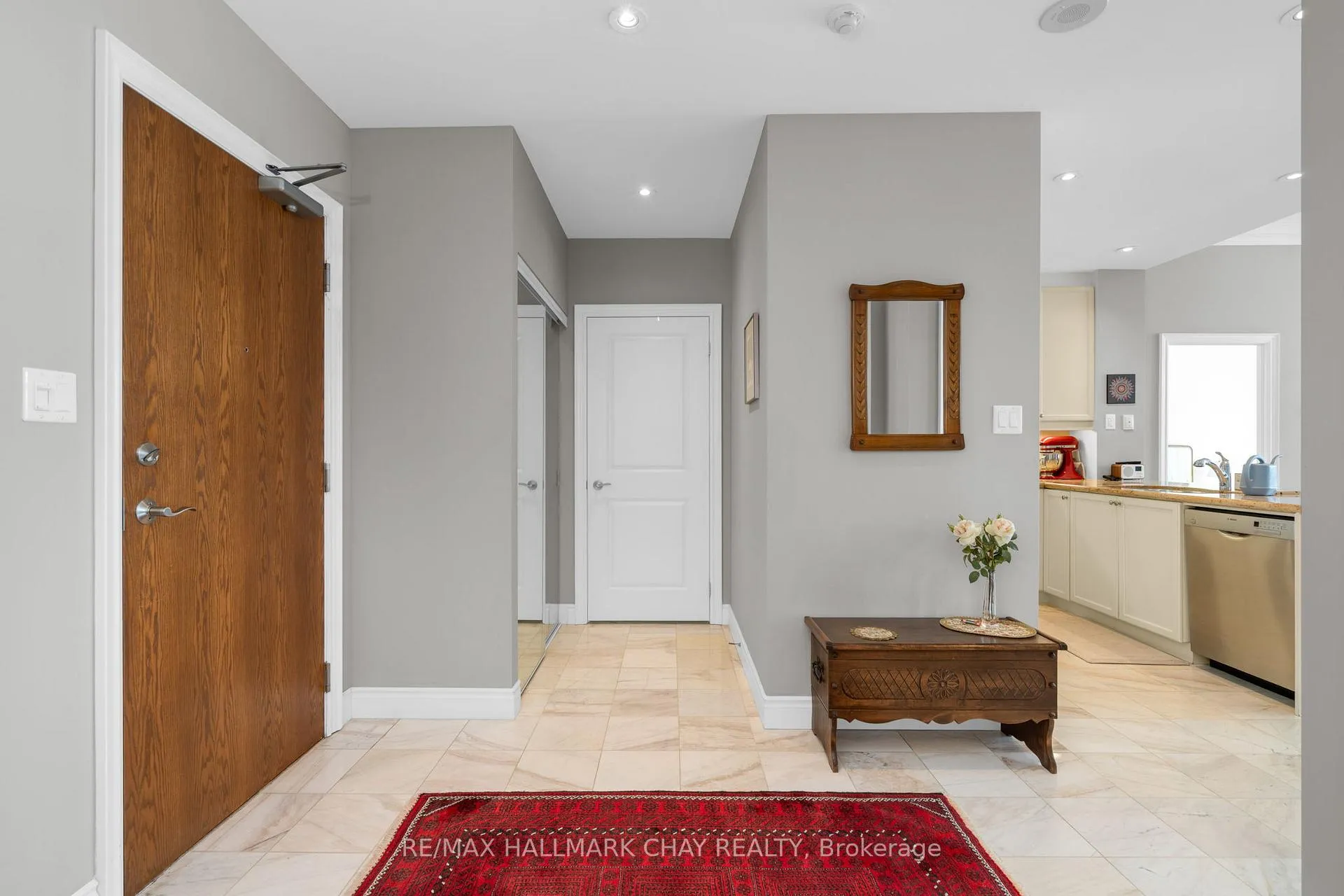 Photo 4 of Unit PH08, 33 Ellen Street, Barrie, City Centre — HOMEH