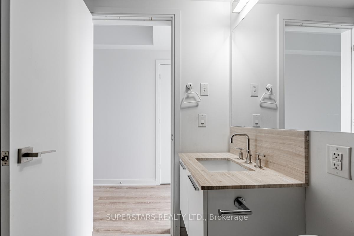 Photo 6 of Unit 2413, 50 Charles Street E, Toronto, Church-Yonge Corridor — HOMEH