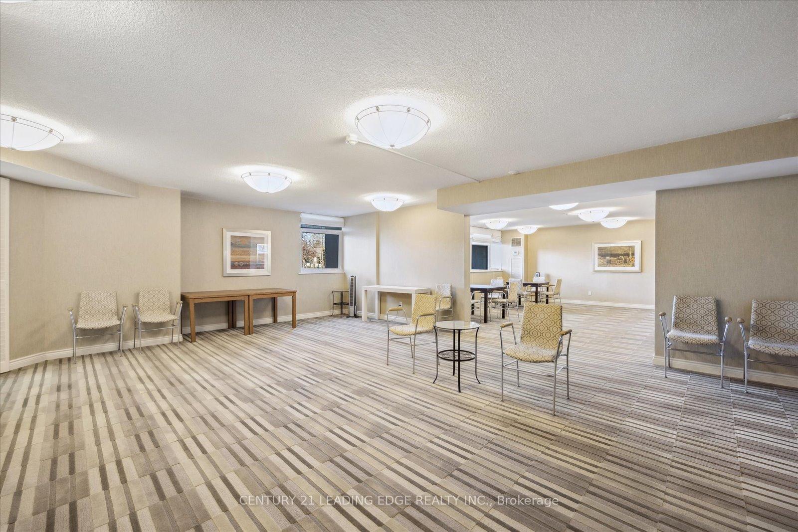 Photo 13 of Unit 1202, 7811 Yonge Street, Markham, Thornhill — HOMEH
