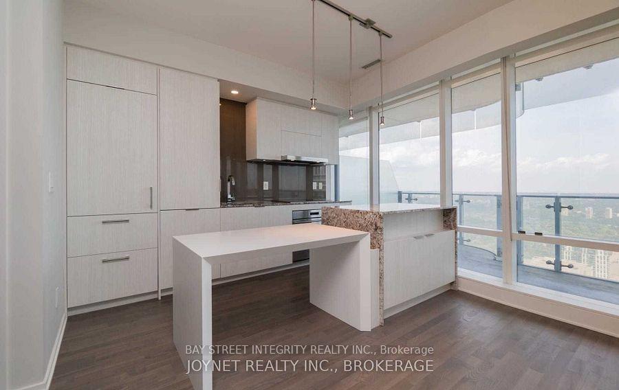 Photo 4 of Unit 3602, 1 Bloor Street E, Toronto, Church-Yonge Corridor — HOMEH