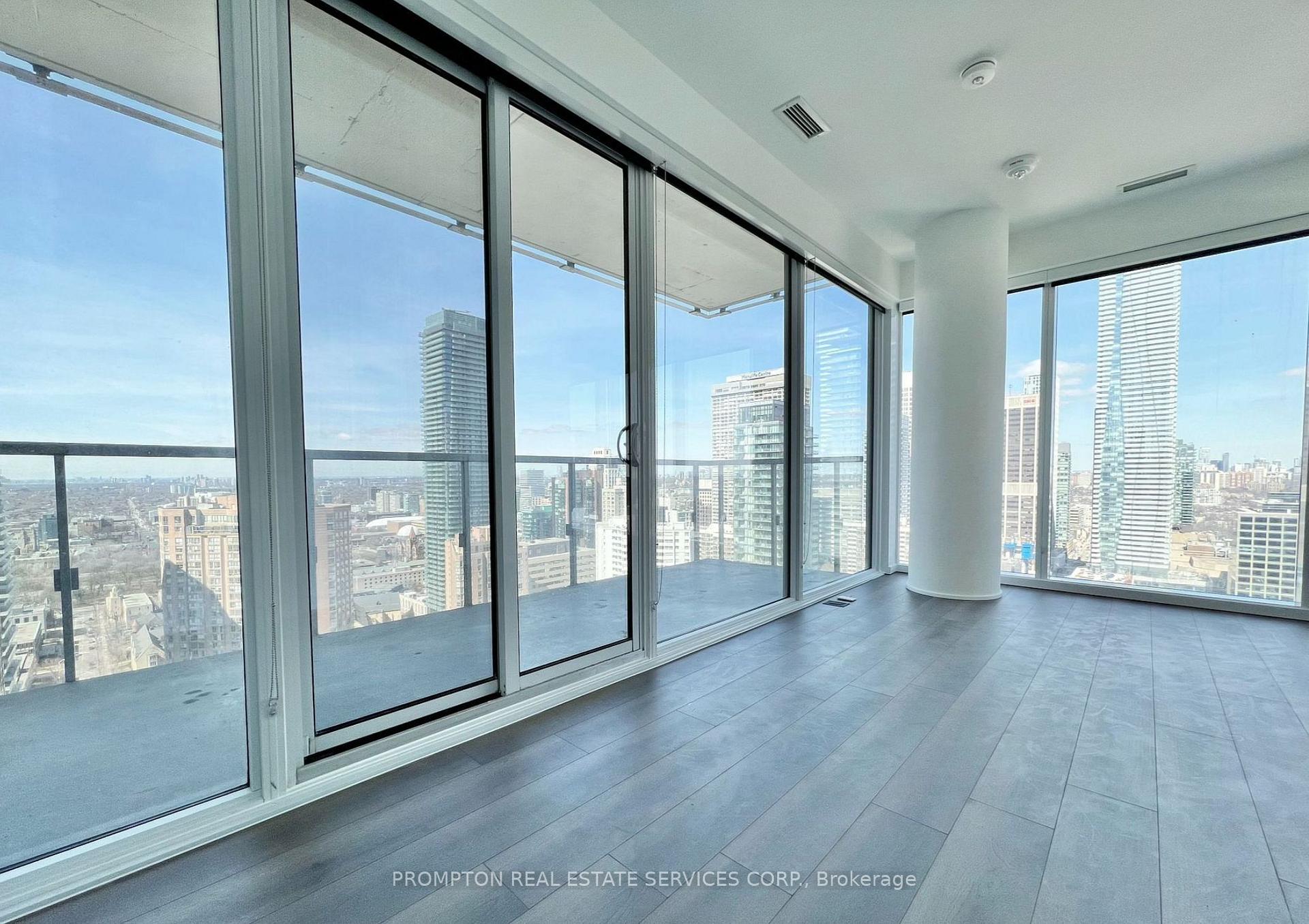 Photo 2 of Unit 2901, 3 Gloucester Street, Toronto, Church-Yonge Corridor — HOMEH
