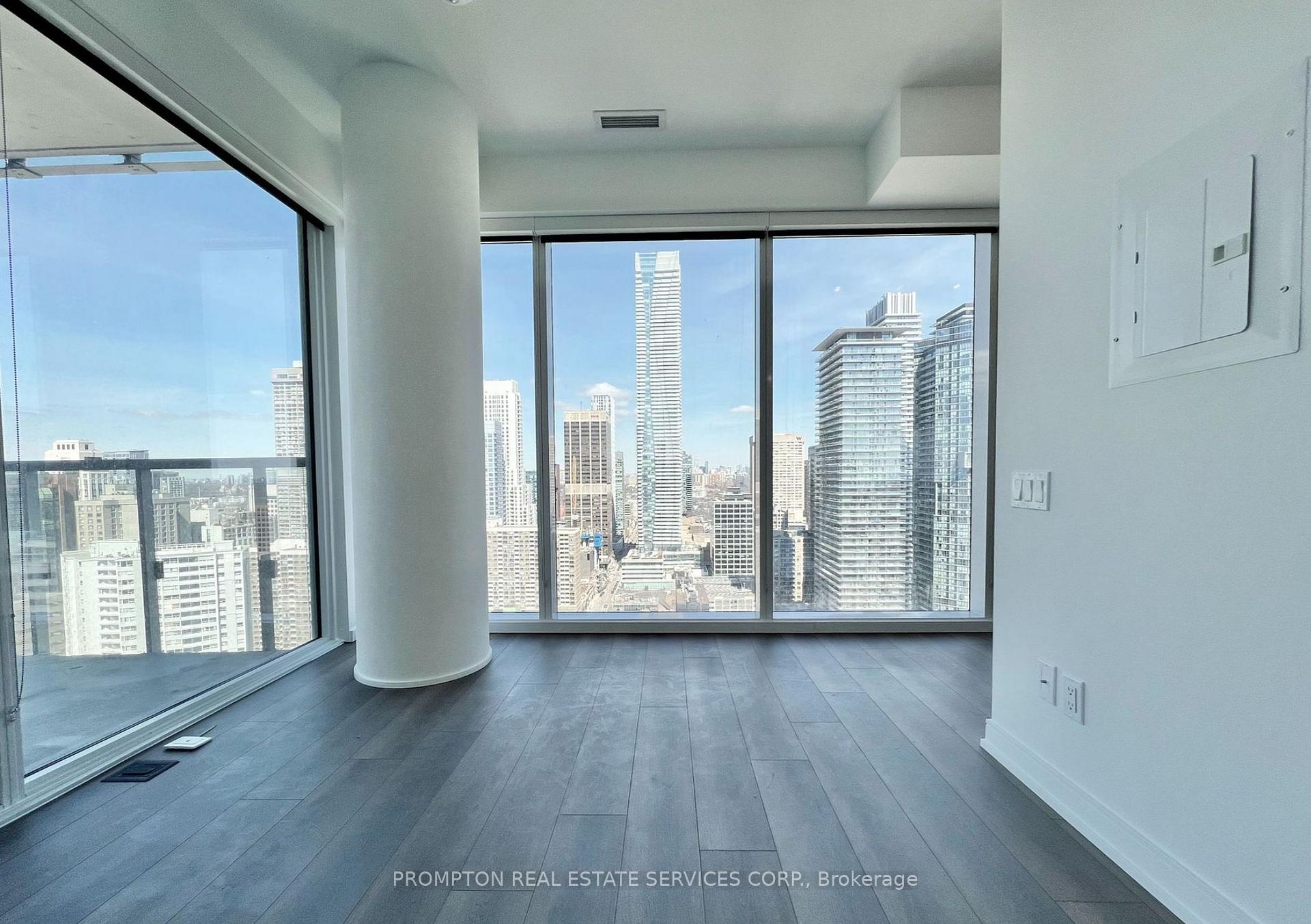 Photo 3 of Unit 2901, 3 Gloucester Street, Toronto, Church-Yonge Corridor — HOMEH