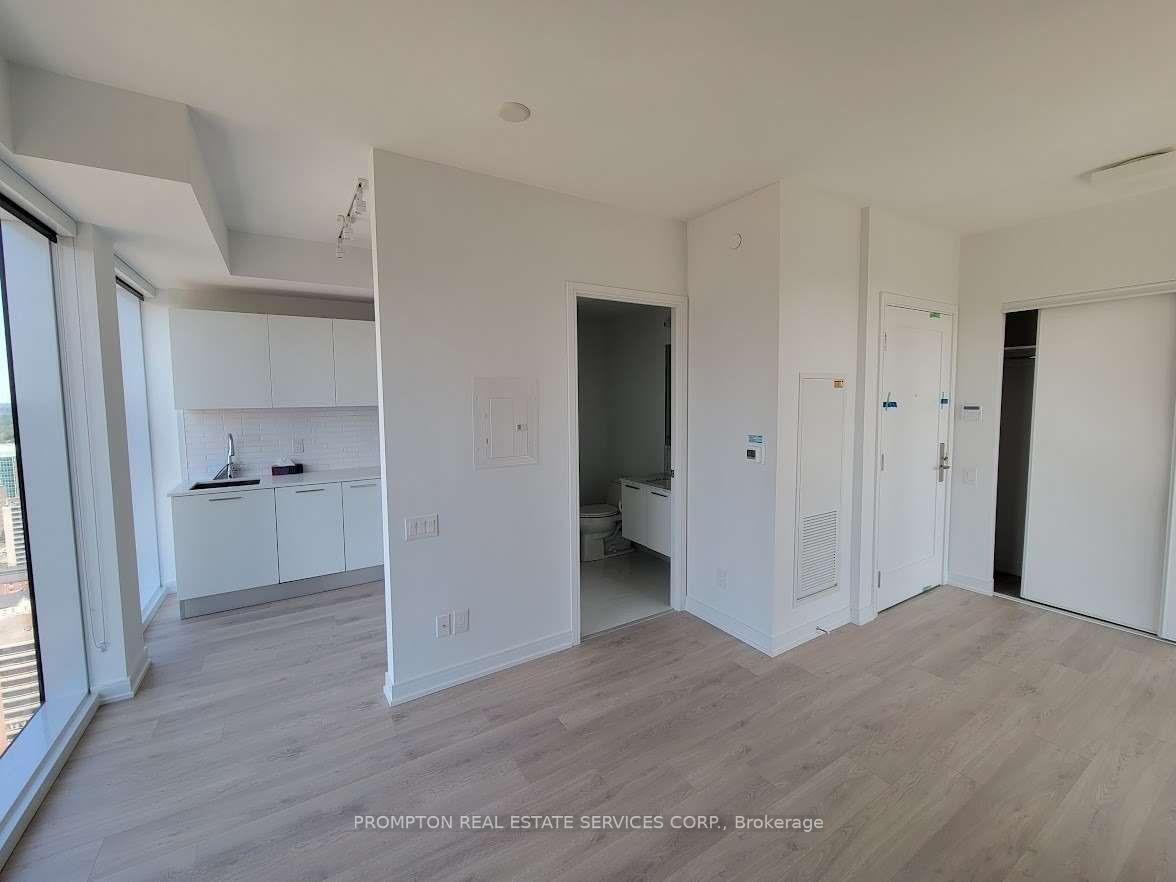 Photo 4 of Unit 2901, 3 Gloucester Street, Toronto, Church-Yonge Corridor — HOMEH