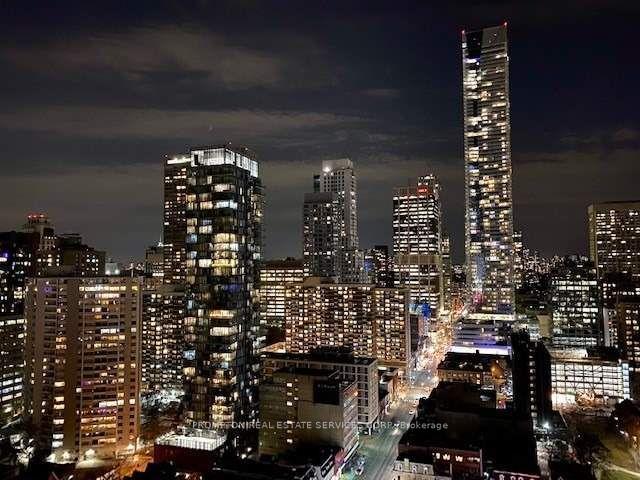 Photo 8 of Unit 2901, 3 Gloucester Street, Toronto, Church-Yonge Corridor — HOMEH