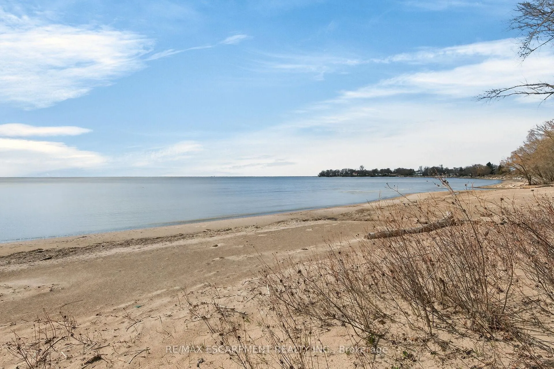 Photo 23 of 10 Anchor Lane, Haldimand — HOMEH