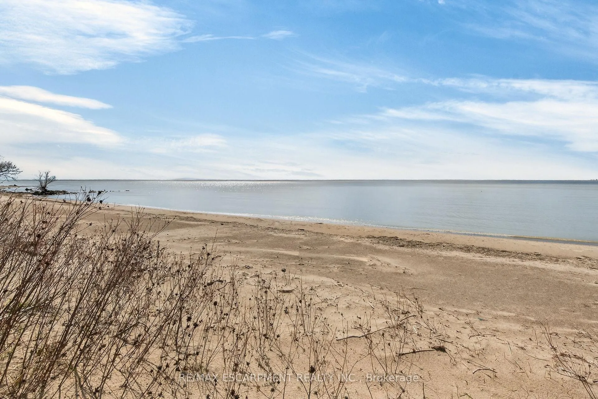 Photo 25 of 10 Anchor Lane, Haldimand — HOMEH