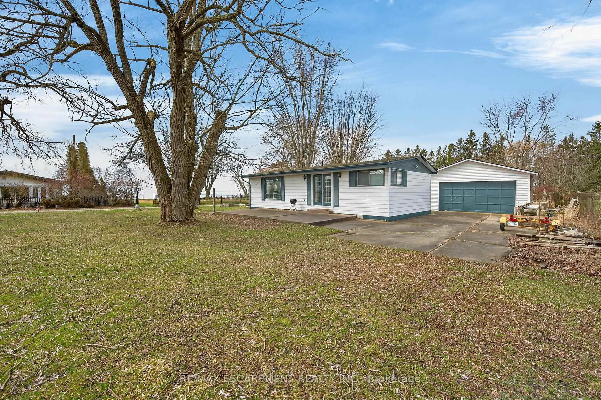 Photo 30 of 10 Anchor Lane, Haldimand — HOMEH