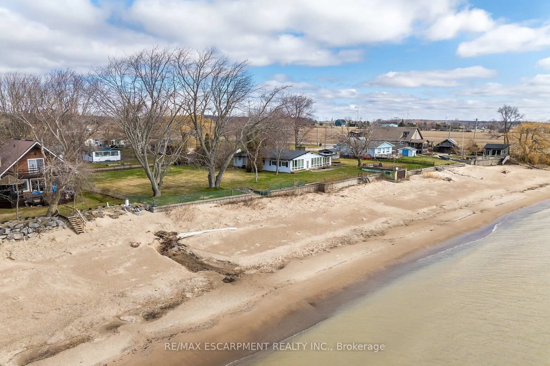 Photo 46 of 10 Anchor Lane, Haldimand — HOMEH