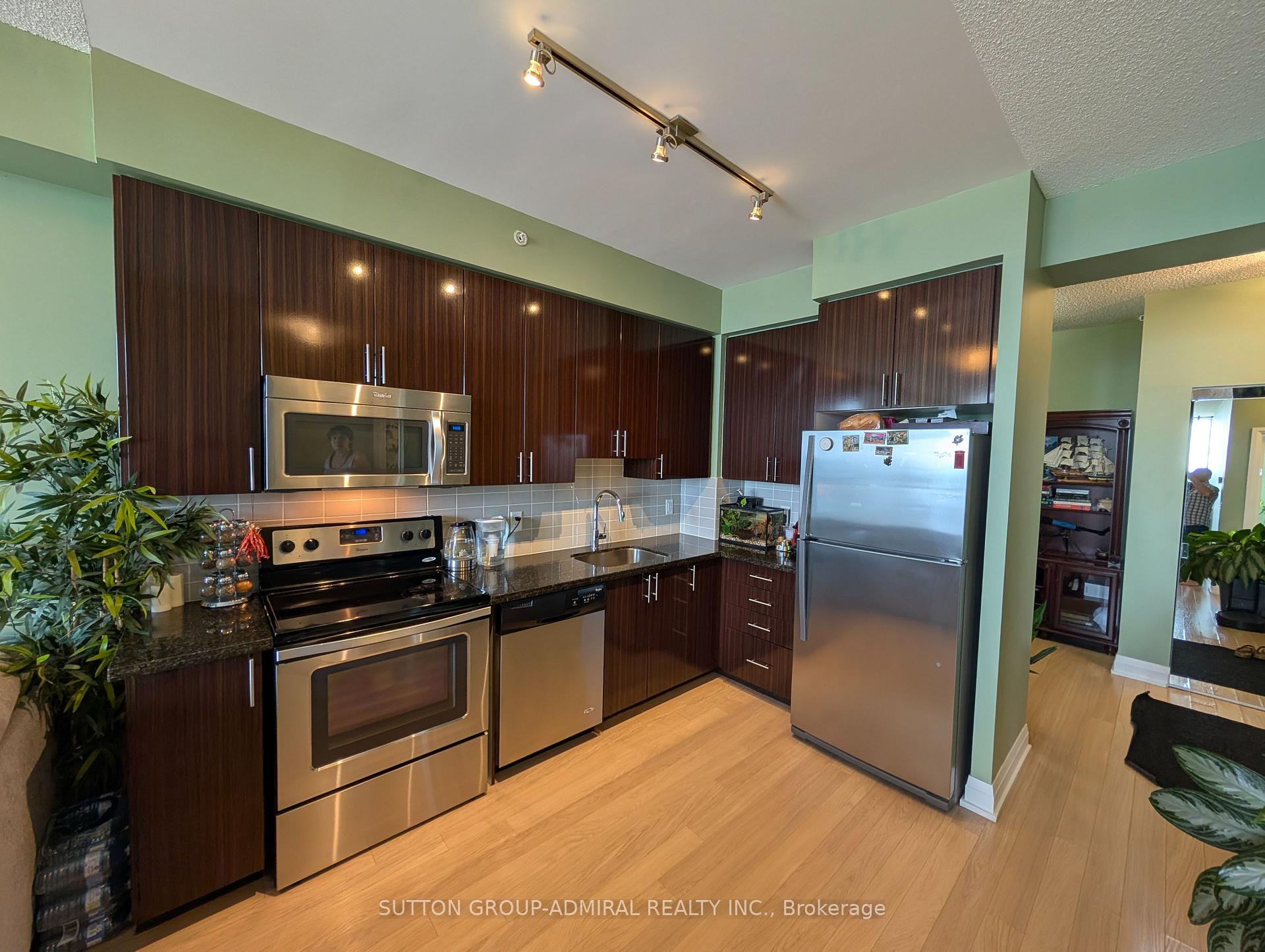 Photo 4 of Unit 1406, 75 North Park Road, Vaughan, Beverley Glen — HOMEH