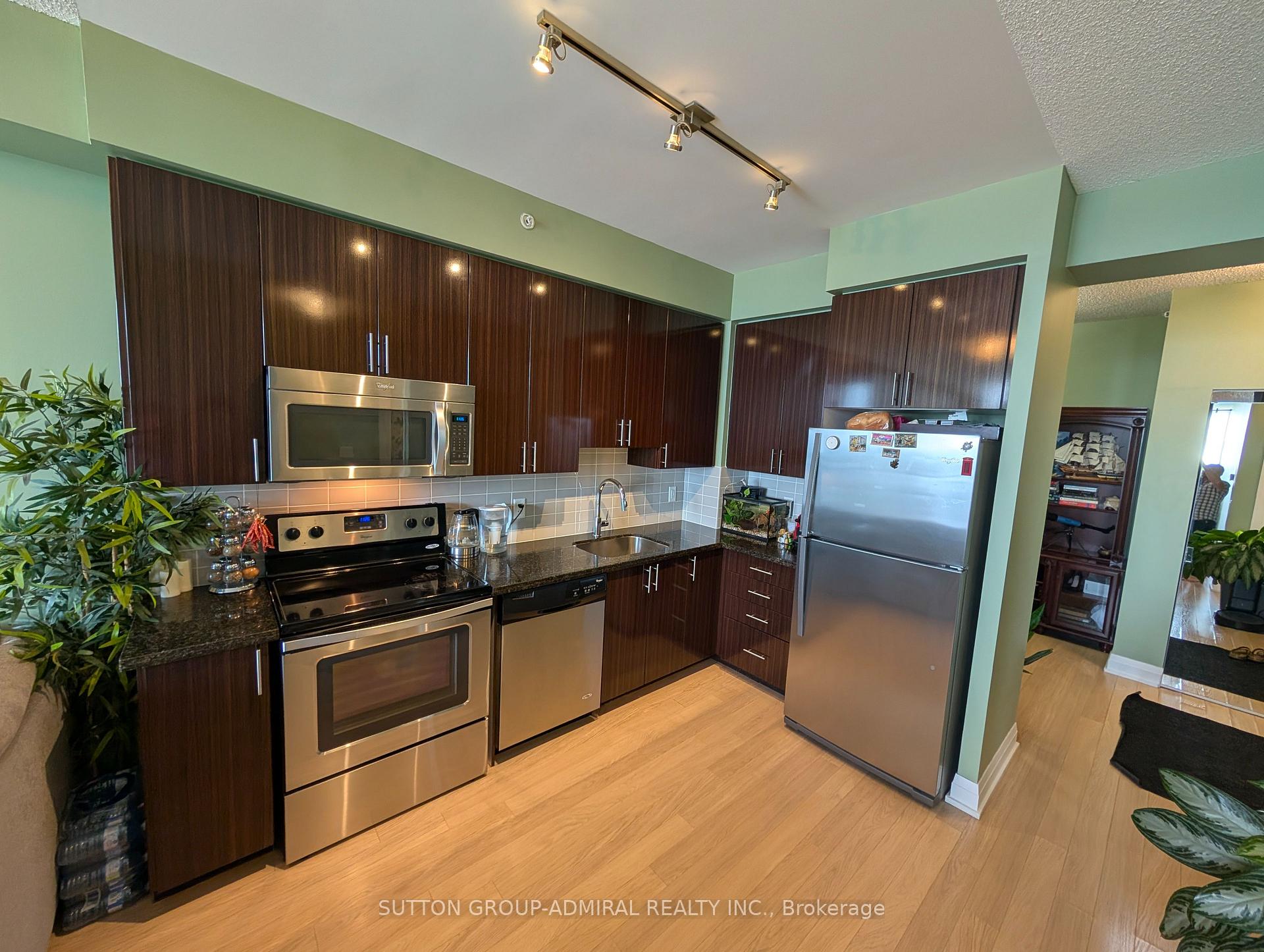 Photo 5 of Unit 1406, 75 North Park Road, Vaughan, Beverley Glen — HOMEH