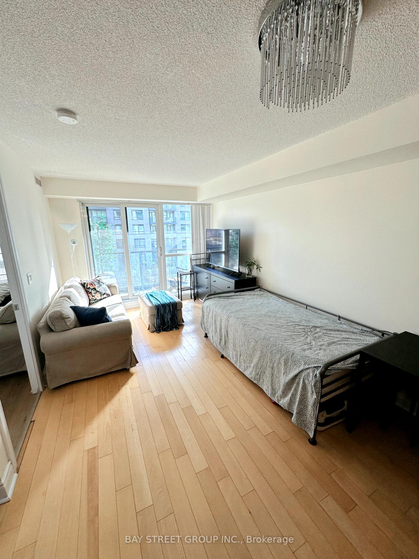 Photo 4 of Unit 317, 32 Clegg Road, Markham, Unionville — HOMEH