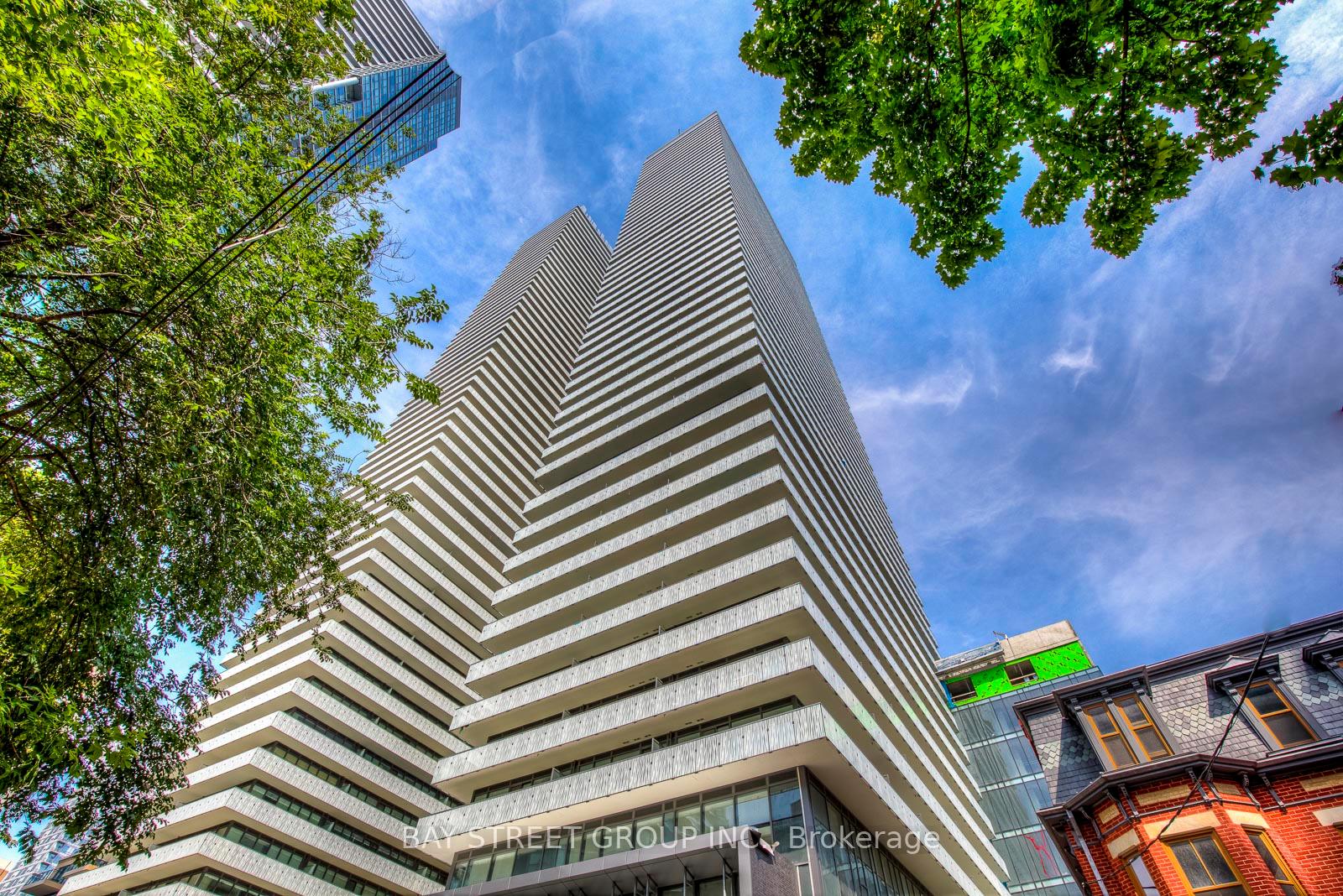 Photo 4 of Unit 2101, 50 Charles Street E, Toronto, Church-Yonge Corridor — HOMEH