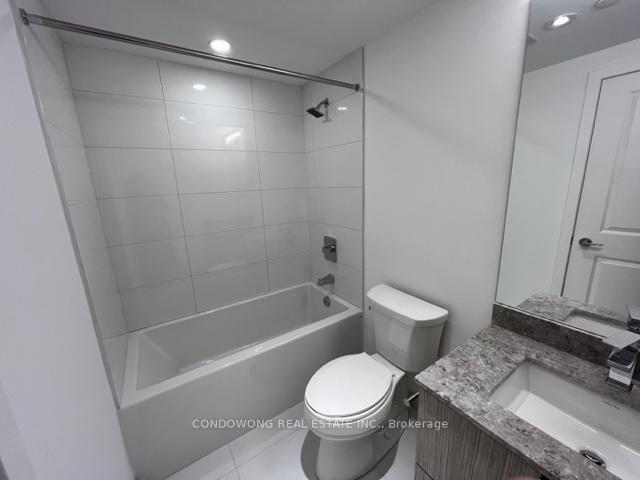 Photo 6 of Unit 3808, 395 Bloor Street E, Toronto, North St. James Town — HOMEH