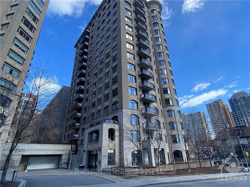 Front of Unit 902, 95 Bronson Avenue