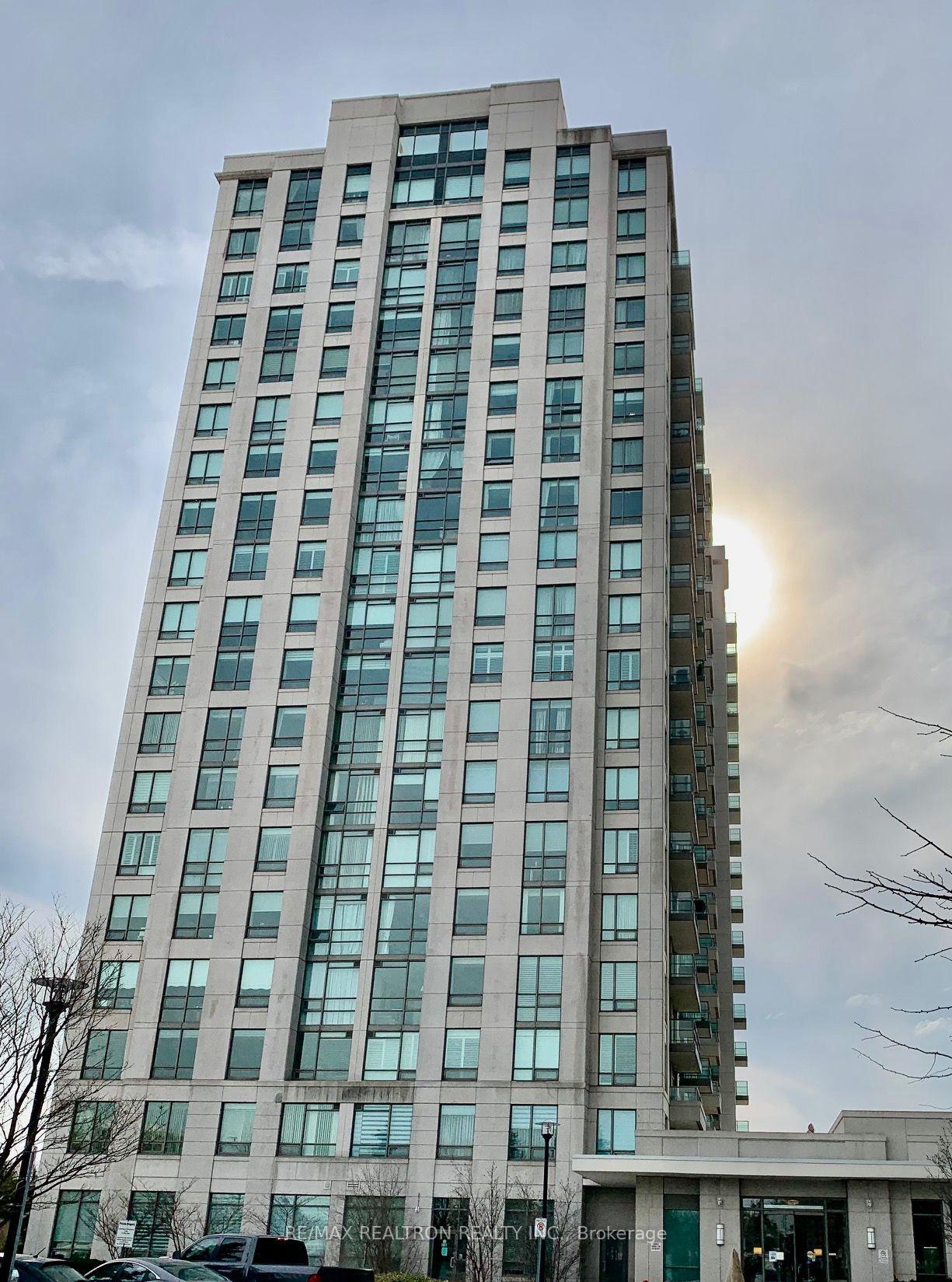 Front of Unit 303, 88 Promenade Circle