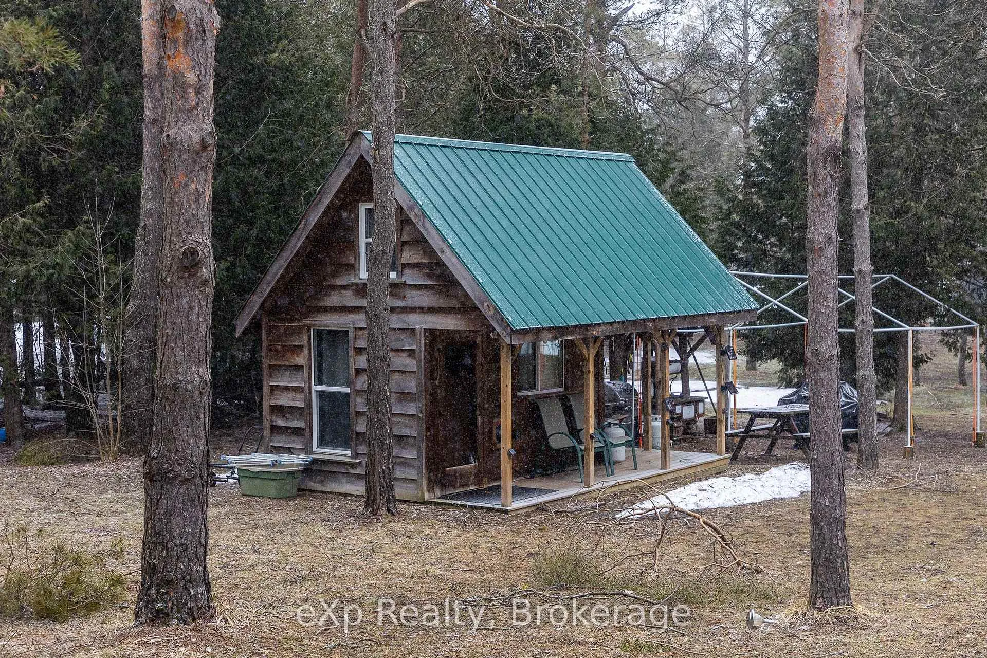 Photo 2 of 736073 West Back Line, Chatsworth — HOMEH