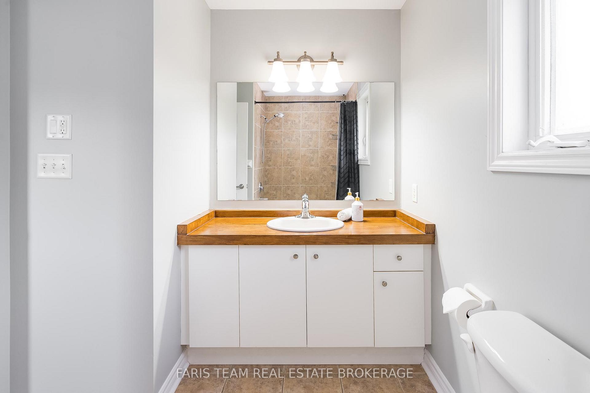 Photo 14 of 18 Mancini Drive, Essa, Angus — HOMEH