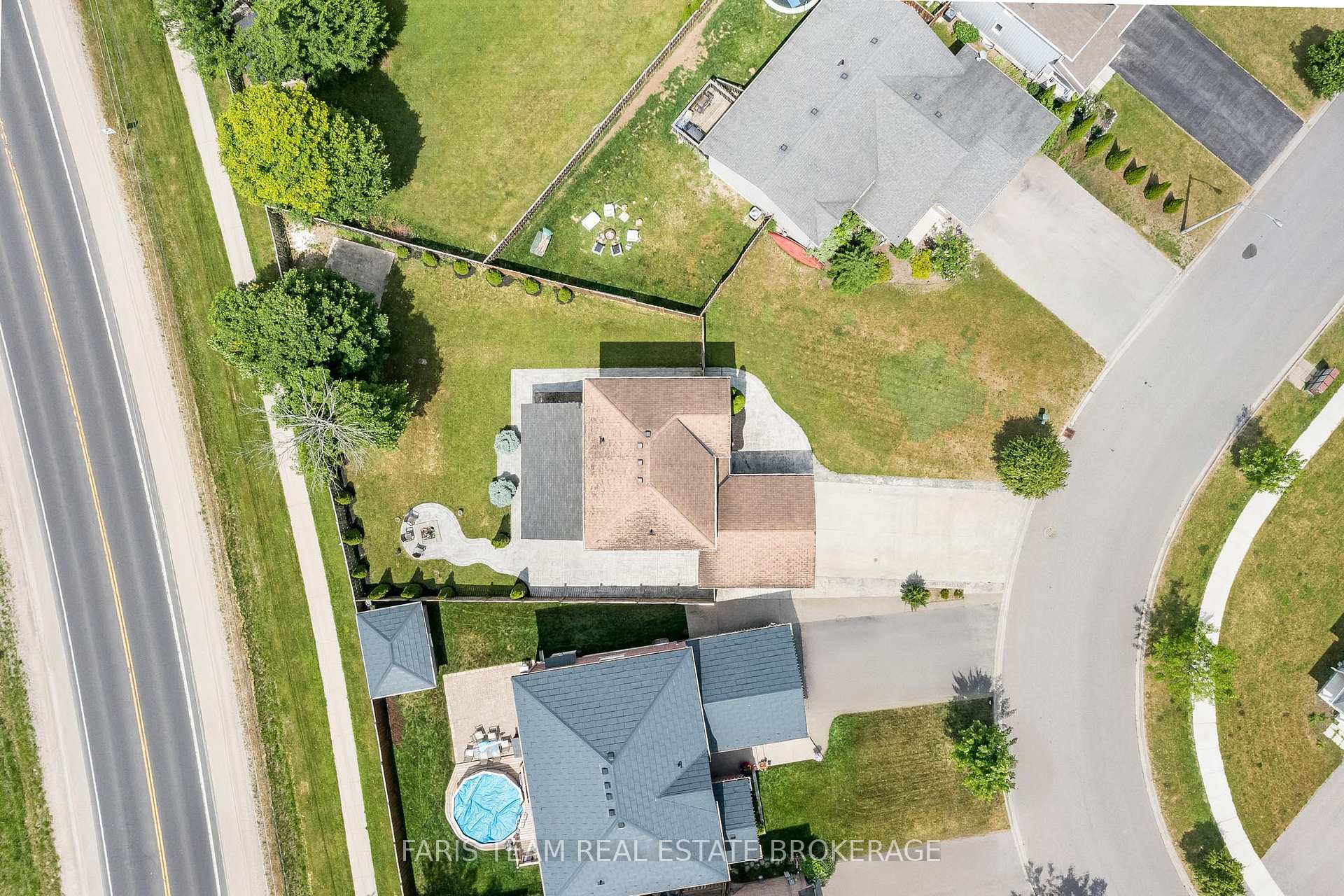 Photo 24 of 18 Mancini Drive, Essa, Angus — HOMEH