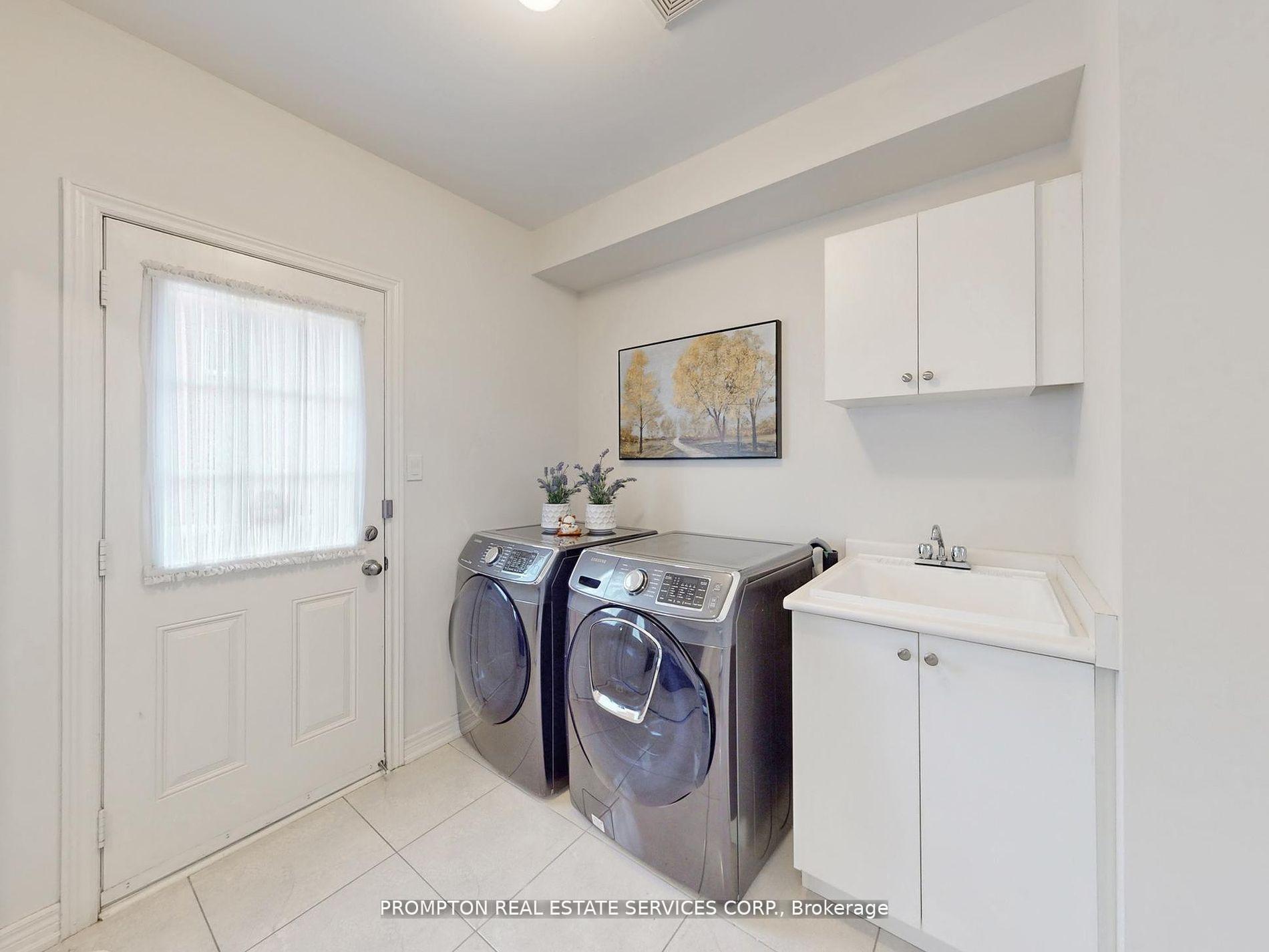 Photo 6 of 89 Roy Grove Way, Markham, Greensborough — HOMEH