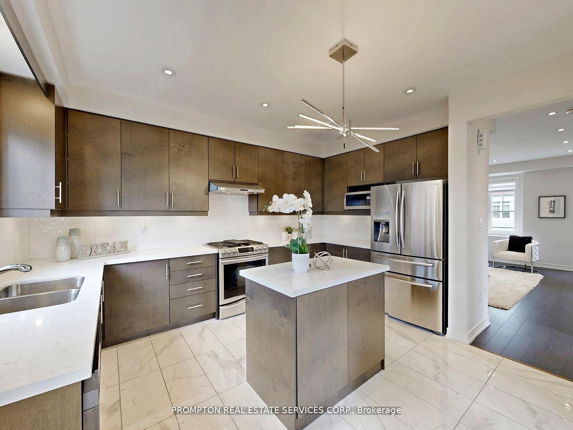 Photo 10 of 89 Roy Grove Way, Markham, Greensborough — HOMEH