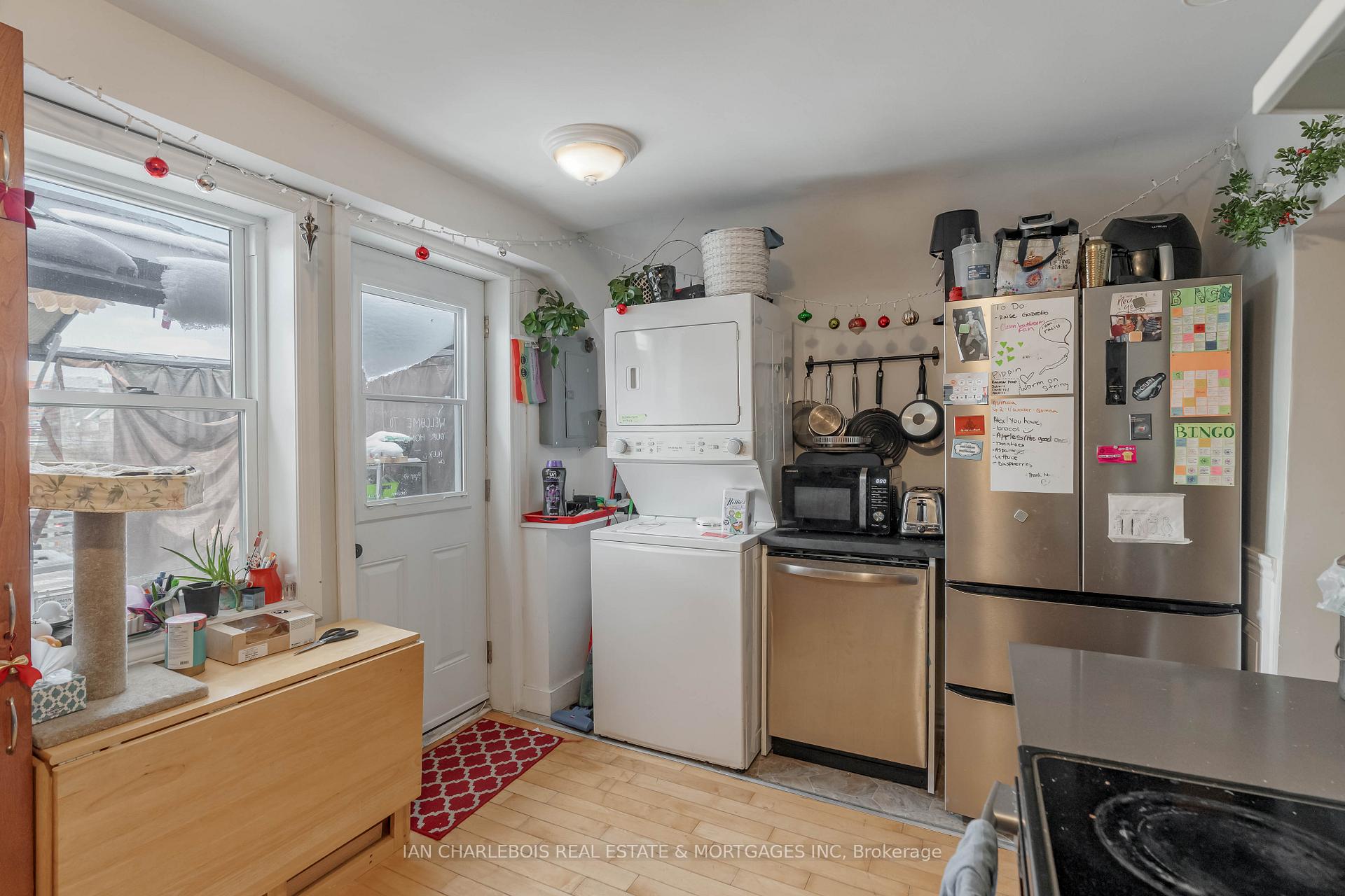 Photo 7 of Unit A, 5 Rosebery Avenue, Ottawa, Glebe — HOMEH