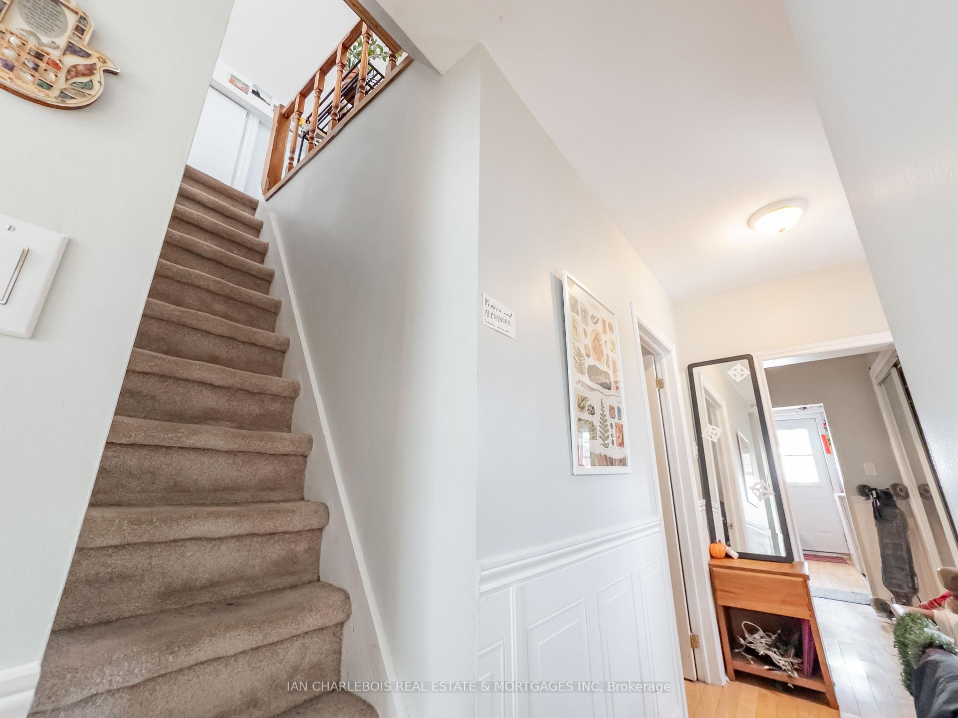 Photo 18 of Unit A, 5 Rosebery Avenue, Ottawa, Glebe — HOMEH