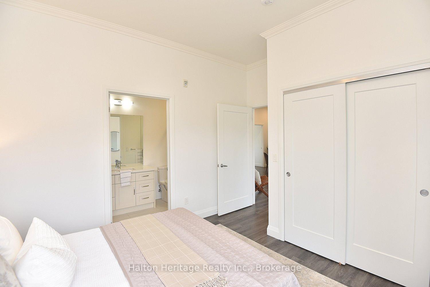 Photo 24 of Unit 106, 30 Hamilton Street S, Hamilton, Waterdown — HOMEH