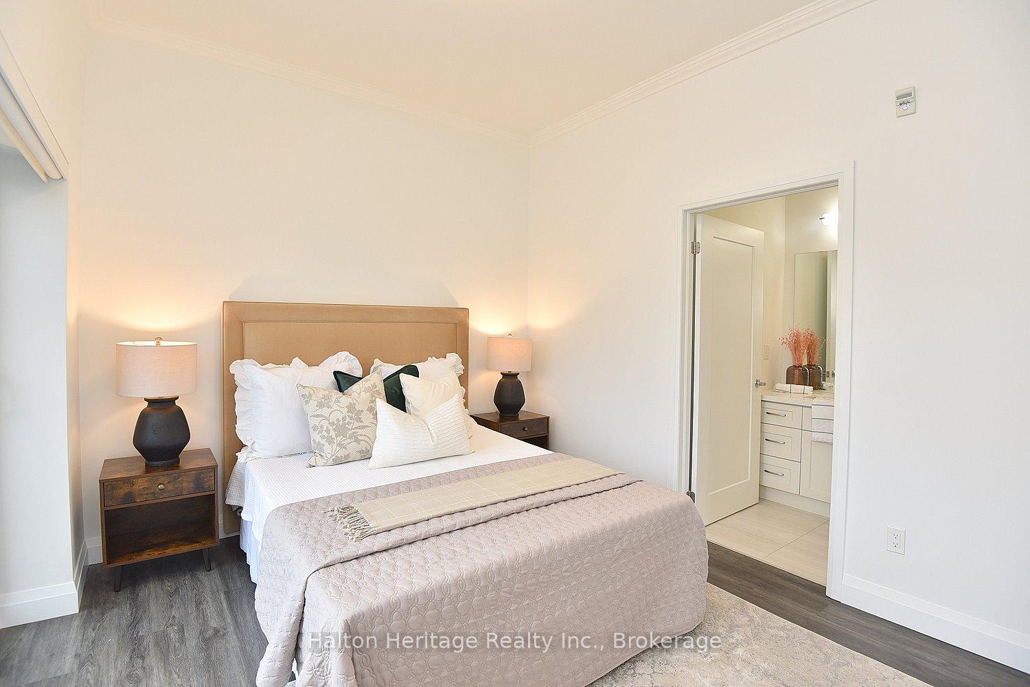 Photo 25 of Unit 106, 30 Hamilton Street S, Hamilton, Waterdown — HOMEH