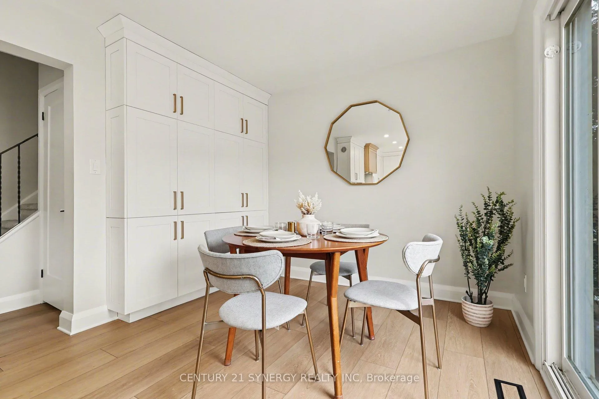 Photo 9 of 771 Vinette Crescent, Ottawa, Chatelaine Village — HOMEH
