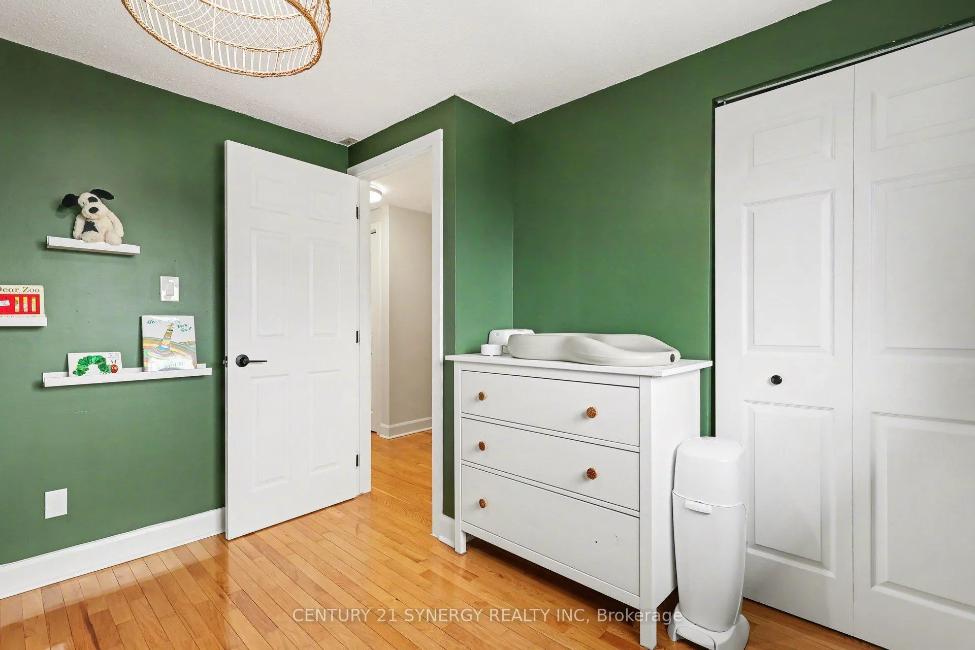 Photo 19 of 771 Vinette Crescent, Ottawa, Chatelaine Village — HOMEH